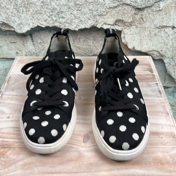 Kate Spade Black and White Polka Dot Sneakers size 7   S36 - Picture 3 of 9